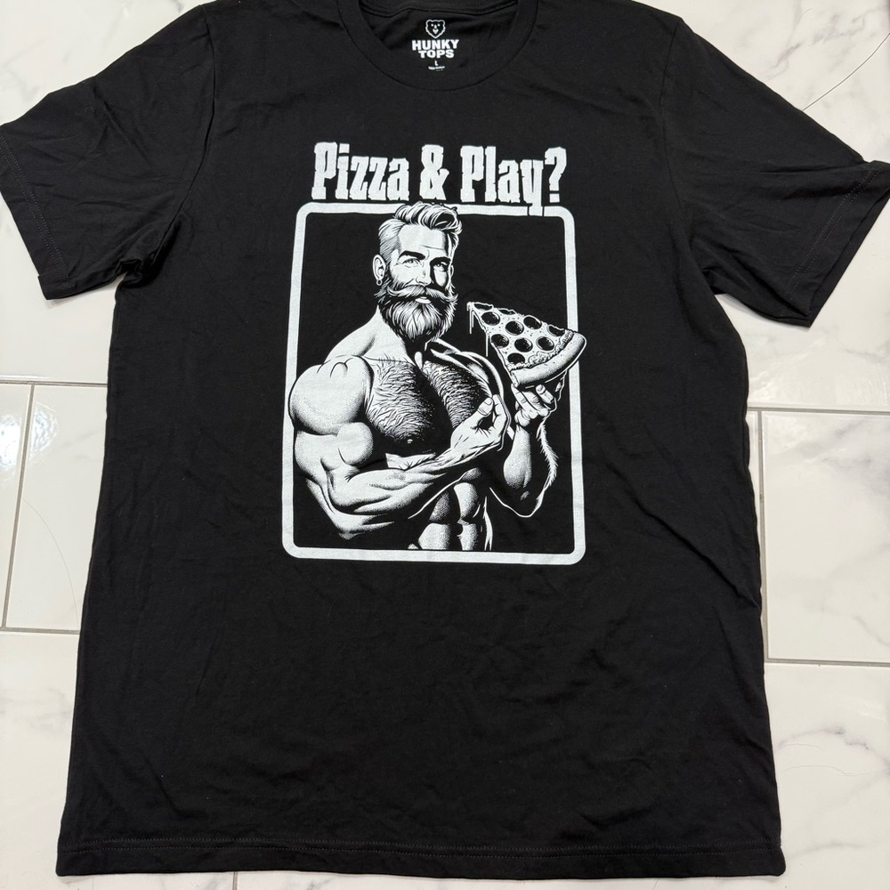 New Hunky Tops "Pizza & Play?" Graphic Tee Size L